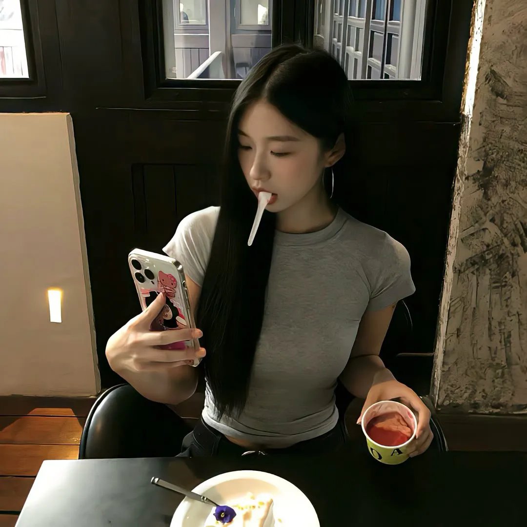 裙底春